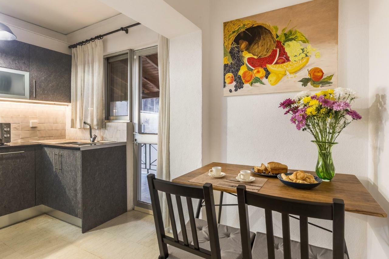 Holodek Apartments : Parthenon アテネ エクステリア 写真